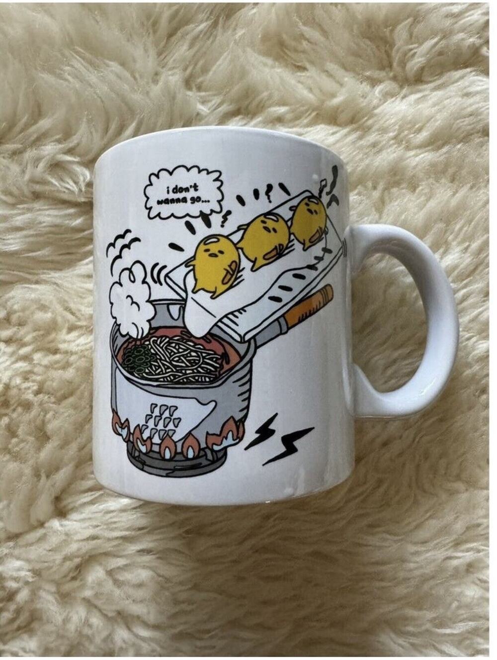 New Gudetama Mug Sanrio I don't Wanna Go Coffee Tea Lazy Egg Cute 20 oz